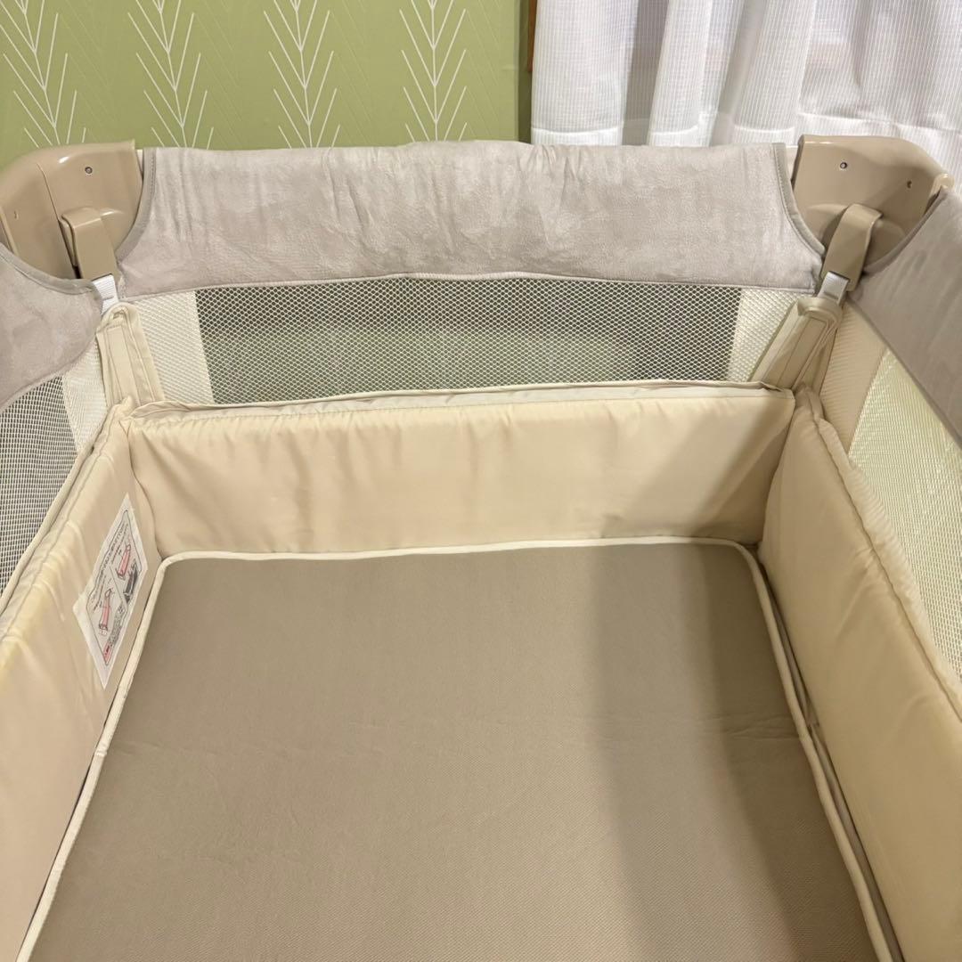 ＊美品＊アップリカ　ココネルエアープラス　AB ベビーベッド