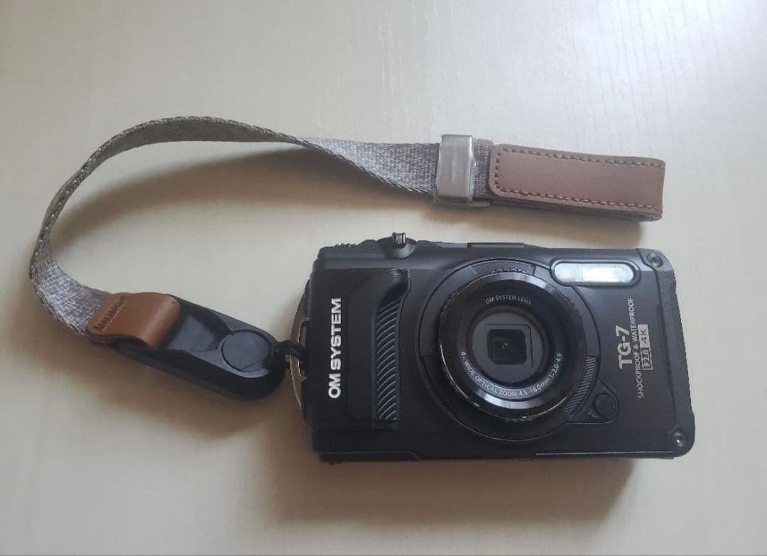 オリンパスToughTG-7黒美品コンデジカメラ 付属品完備 おまけ有