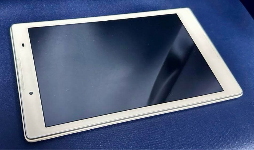 美品★Lenovo TAB2 タブレット本体 パールホワイト レノボ 8インチ