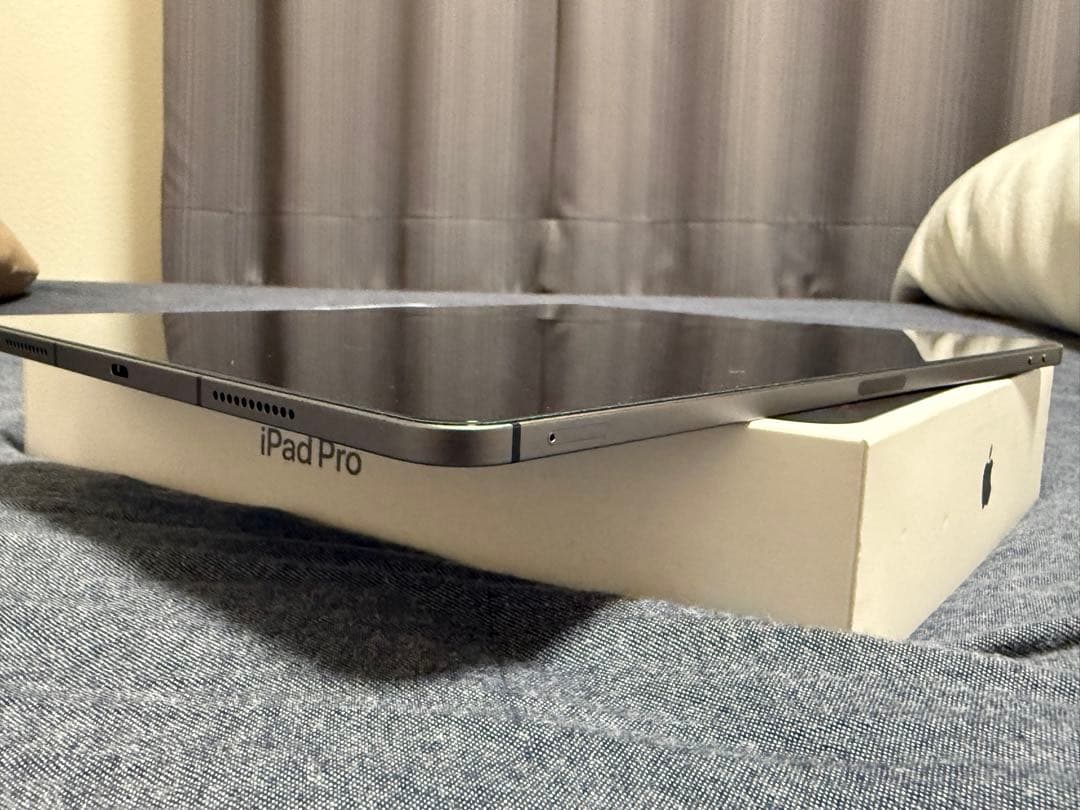 Apple iPad Pro 第5世代 12.9インチスペースグレイ　128GB