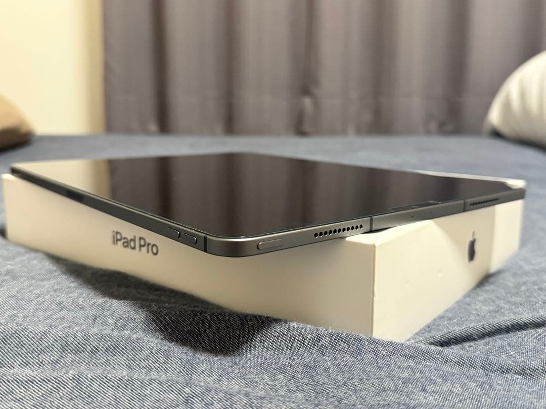 Apple iPad Pro 第5世代 12.9インチスペースグレイ　128GB