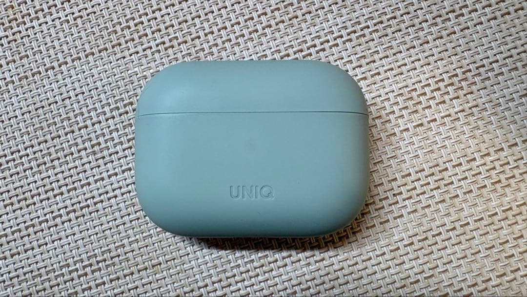 AirPods pro第一世代　Lightning端子モデル