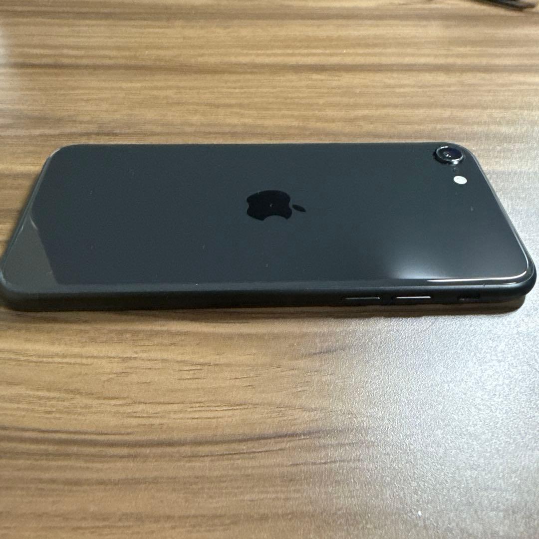 iPhone SE 第2世代 本体 ブラック 64GB SIMフリー