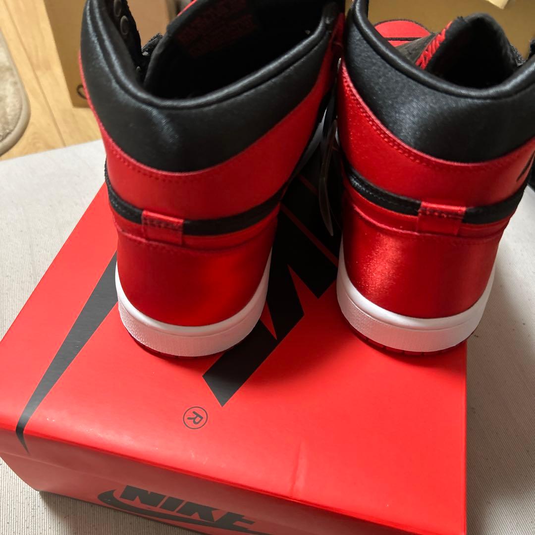 靴 Nike Women's Air Jordan 1 Retro High OG