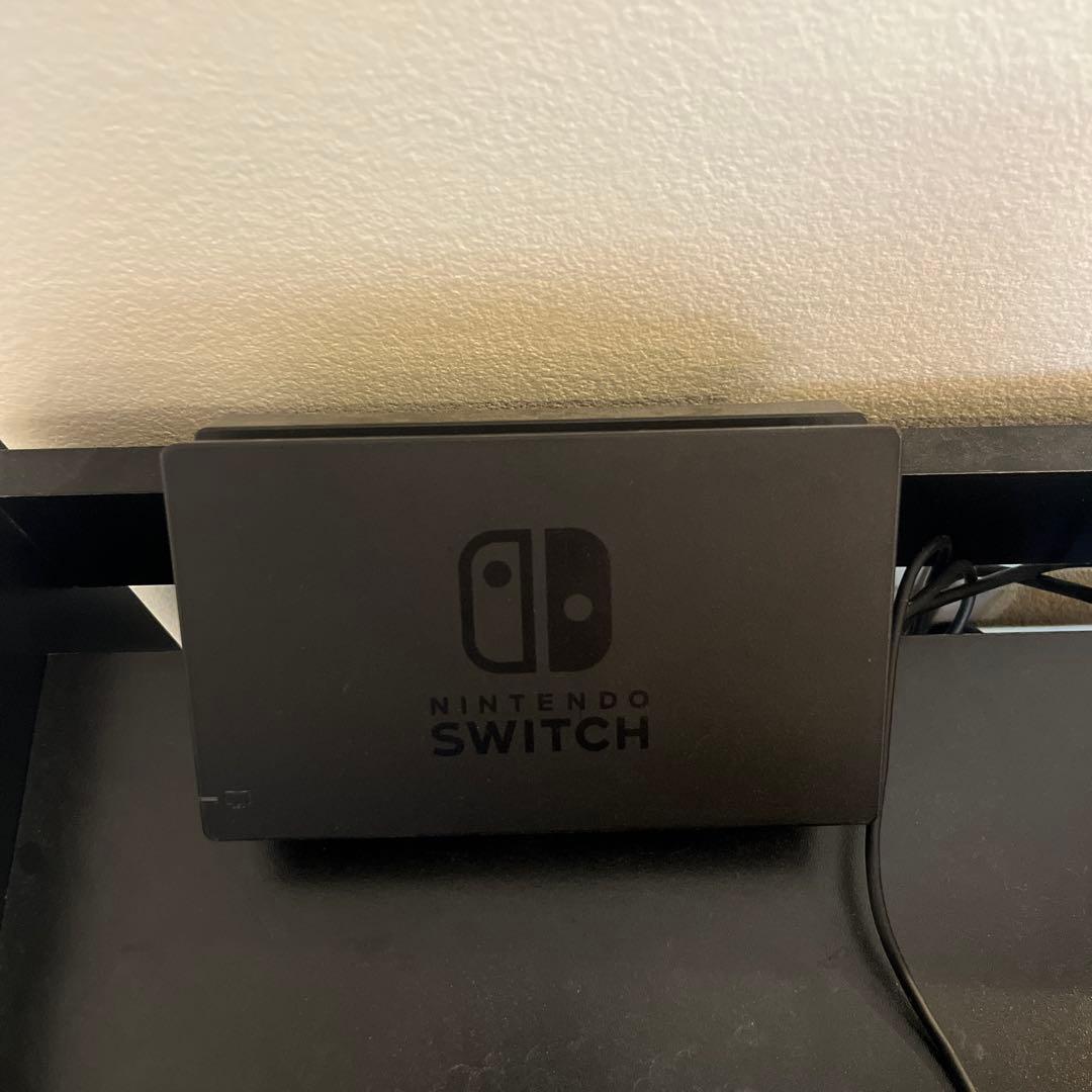 Nintendo Switch 本体 青/赤ジョイコン　箱あり
