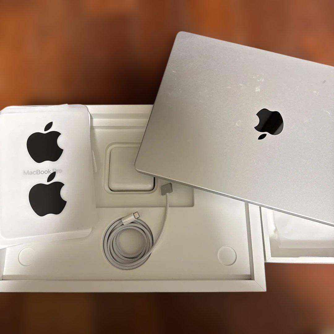 MacBook Pro M3 pro 14インチ 36GB 1TB