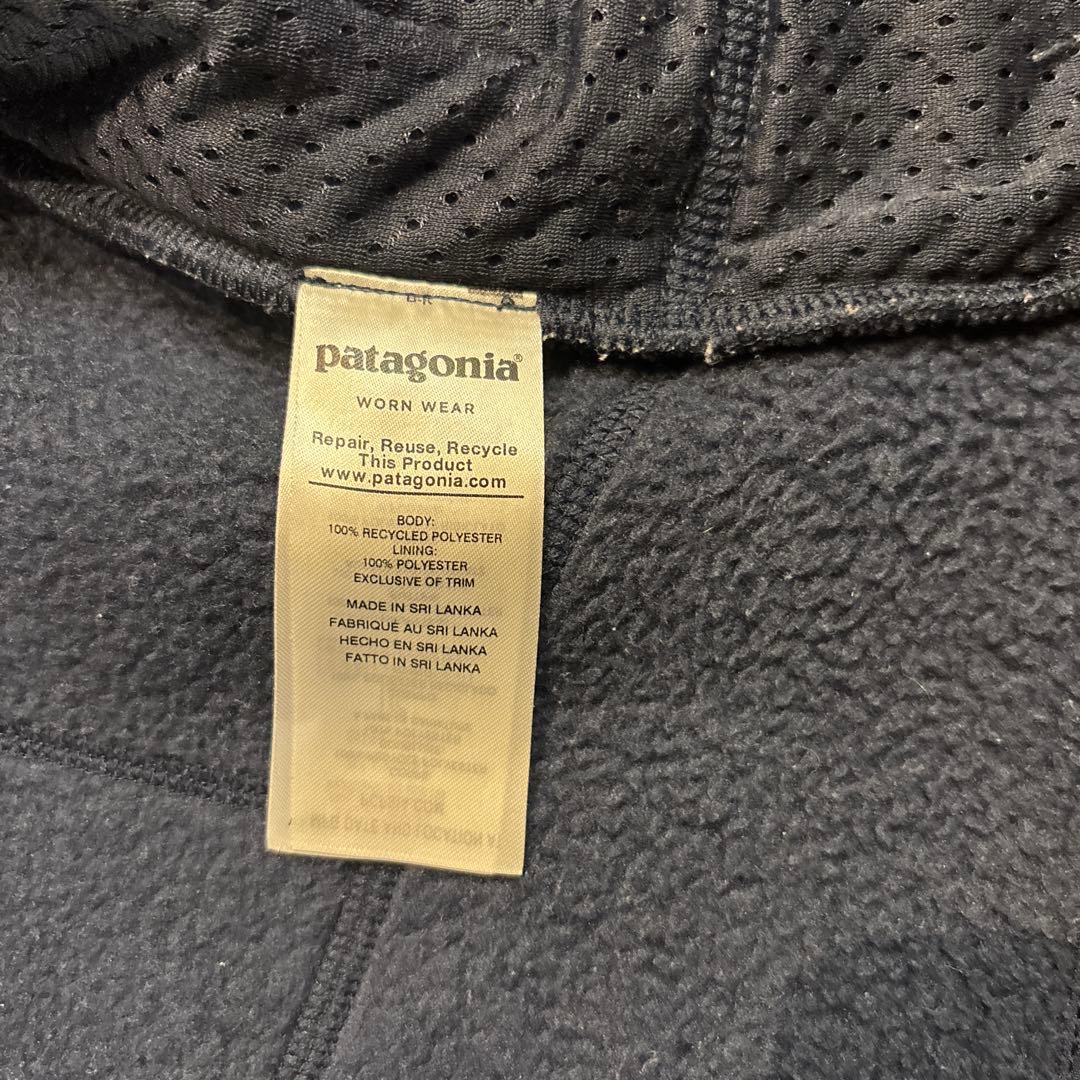 patagonia パタゴニア レトロパイルベスト　ネイビー　FA19