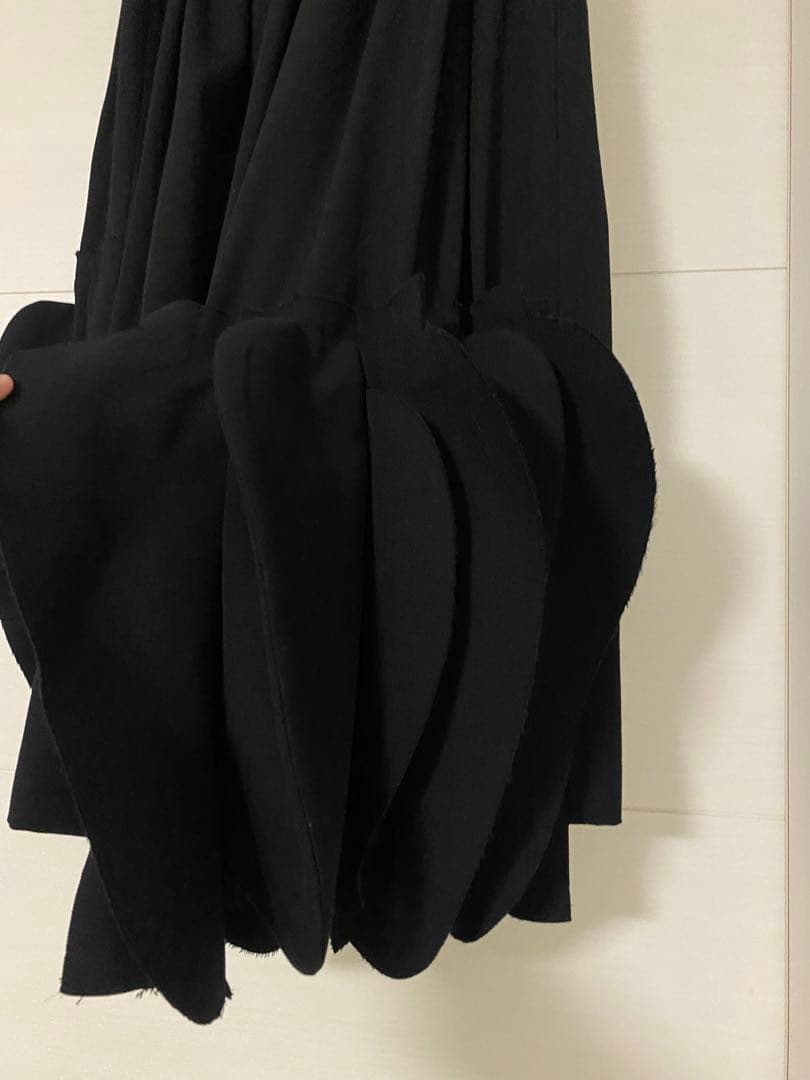 コムデギャルソン 本ライン スカート 新型 AD2024