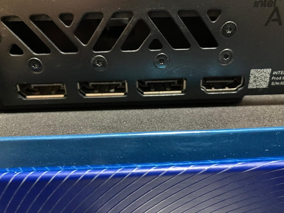 グラフィックボード・グラボ・ビデオカード INTEL ARC A750 8GB Limited Edition