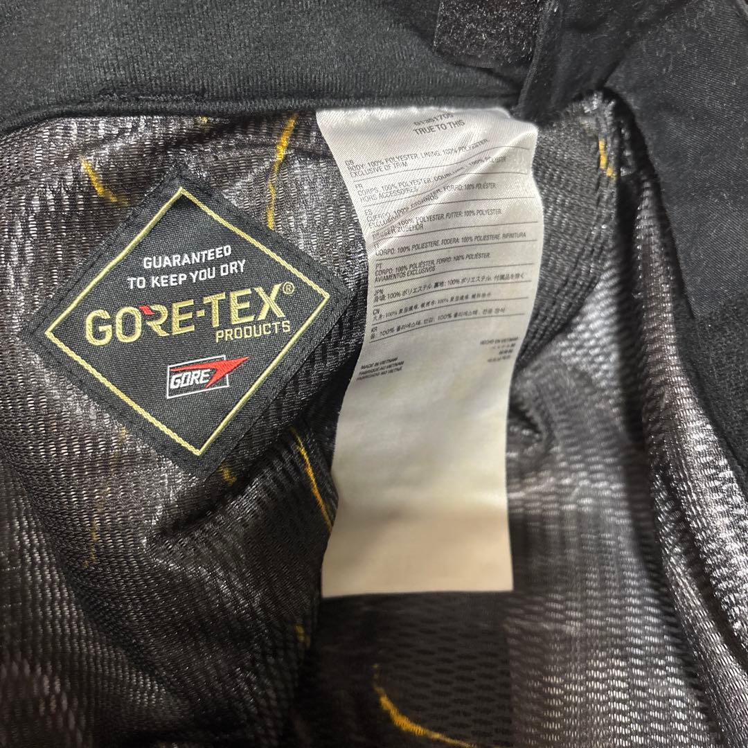 VOLCOM ボルコム　GORE-TEX スノーボードパンツ　メンズM