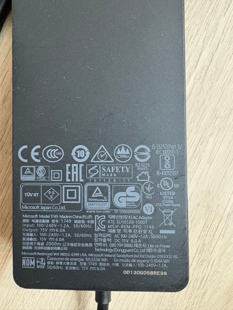 【中古】Surface ProX メモリ16GB SSD512GB 13インチ