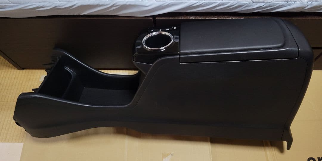 プリウスα プリウスアルファ G's センターコンソール 肘置きレザー張替