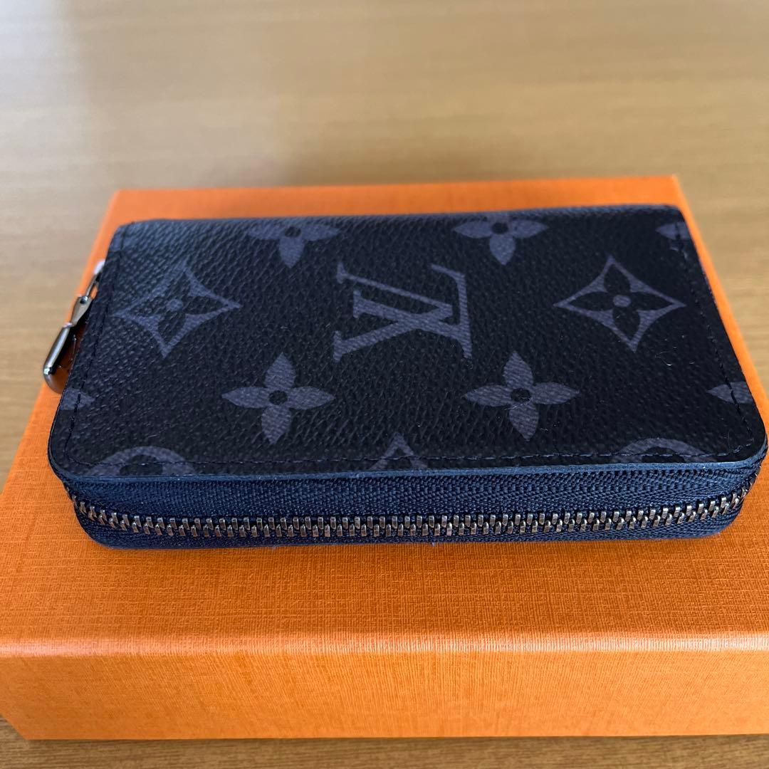 ルイヴィトン エクリプス ジッピー パース ヴェルティカル M81662