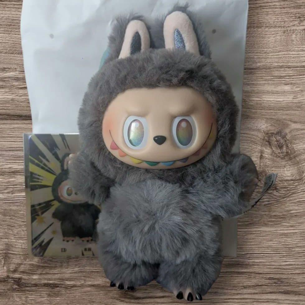 早い者勝ち!!タイムセール★ラブブ エナジー シークレット ID 正規品 グレー