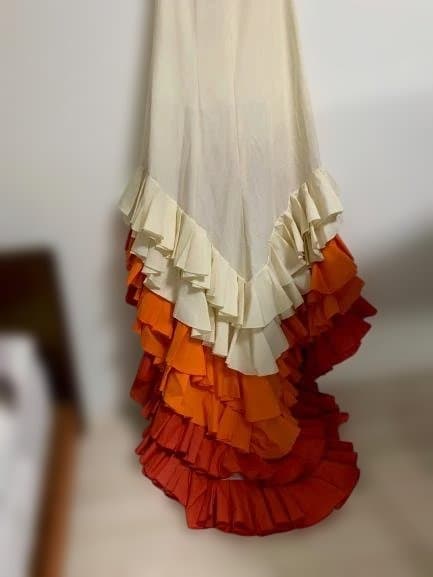 フラメンコ　バタデコーラスカート （赤・オレンジと白） 38