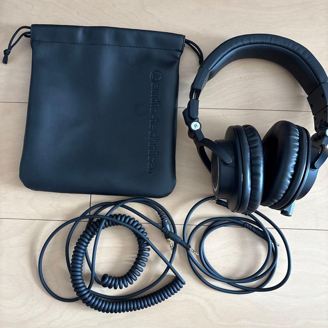 美品 オーディオテクニカ ATH-M50x プロフェッショナルモニターヘッドホン