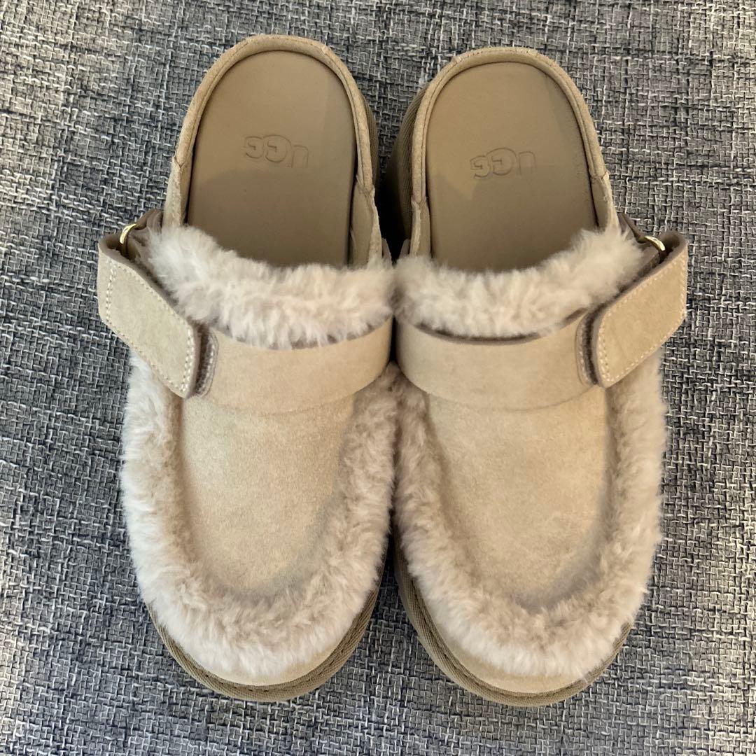 【公式購入】 UGG ベージュ ファー付き 厚底 スリッポン 2wey