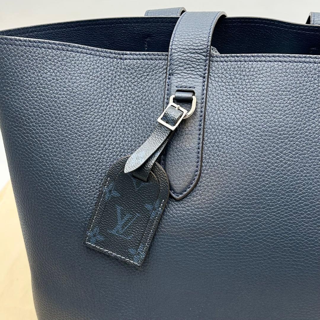 ルイヴィトン カバ ヴォワヤージュ NV エクリプス トートバッグ