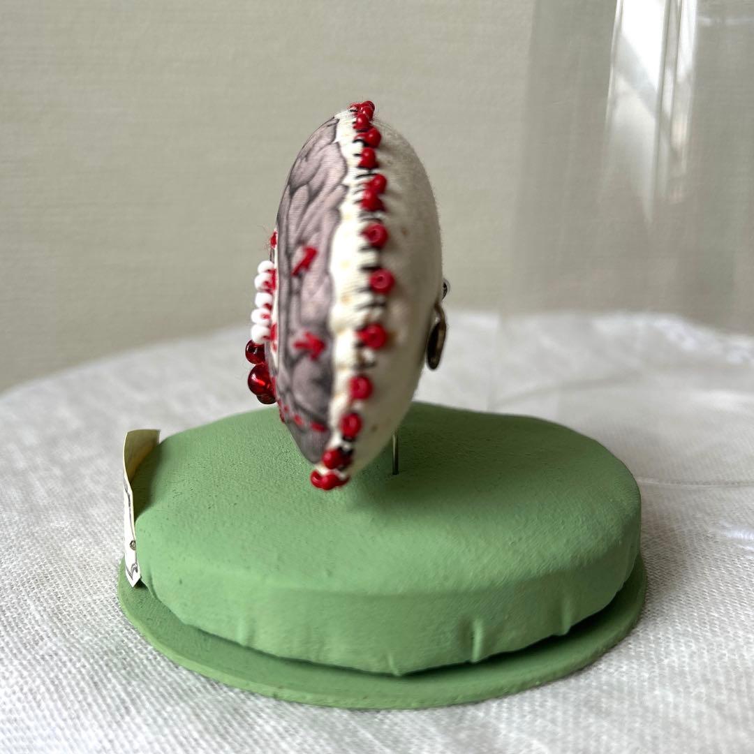 リンディ・ドゥルト　脳　ブローチ　オブジェ