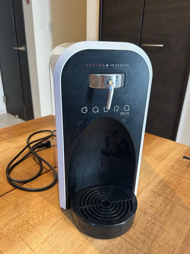 GOURA mini ホワイト/ブラック