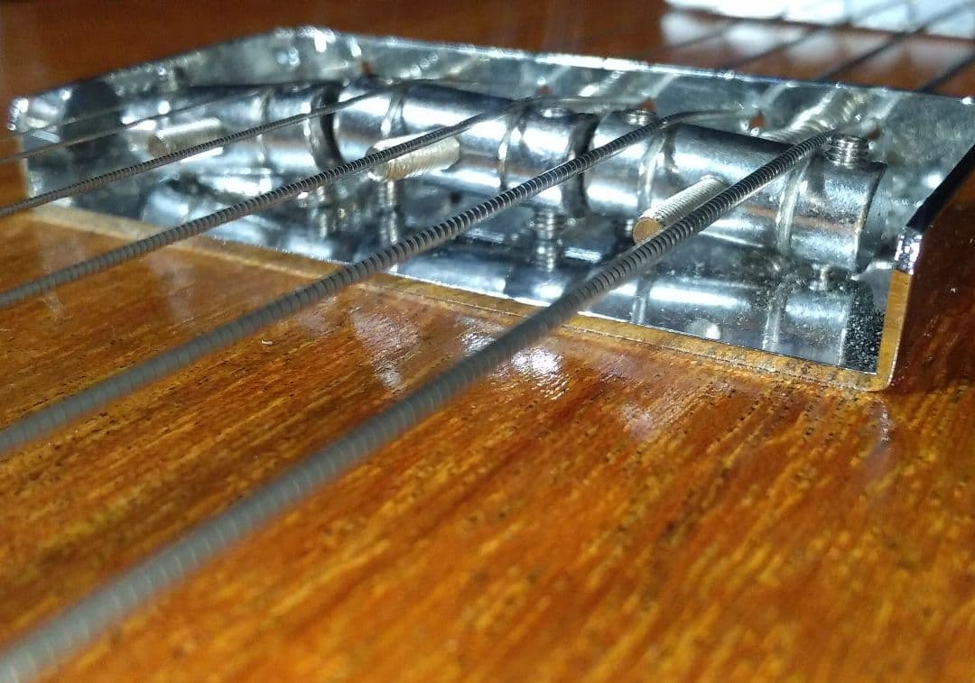 る*様 Stafford ？ セミアコ？シンライン タイプ？