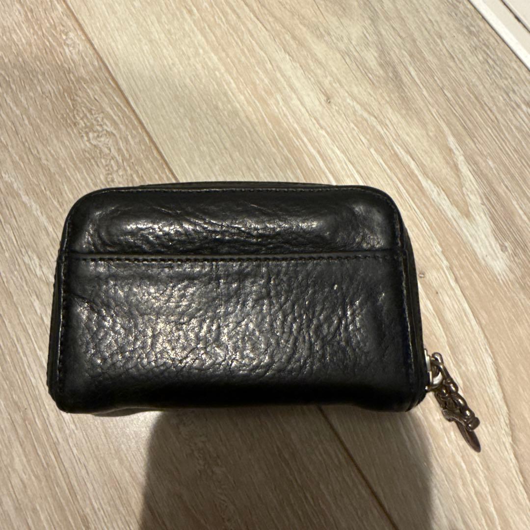 黒いレザーケース