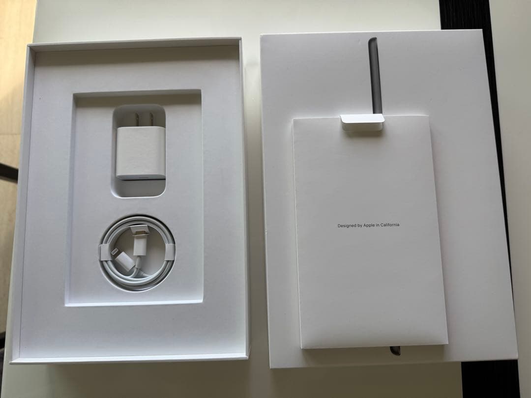 iPad 第9世代 64GB Wi-Fiモデル スペースグレー