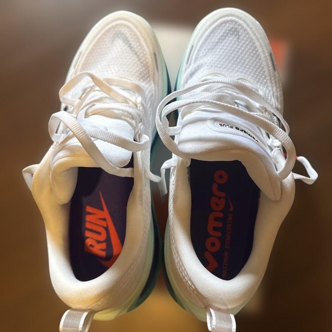 Nike ZoomX ボメロプラス　26cm