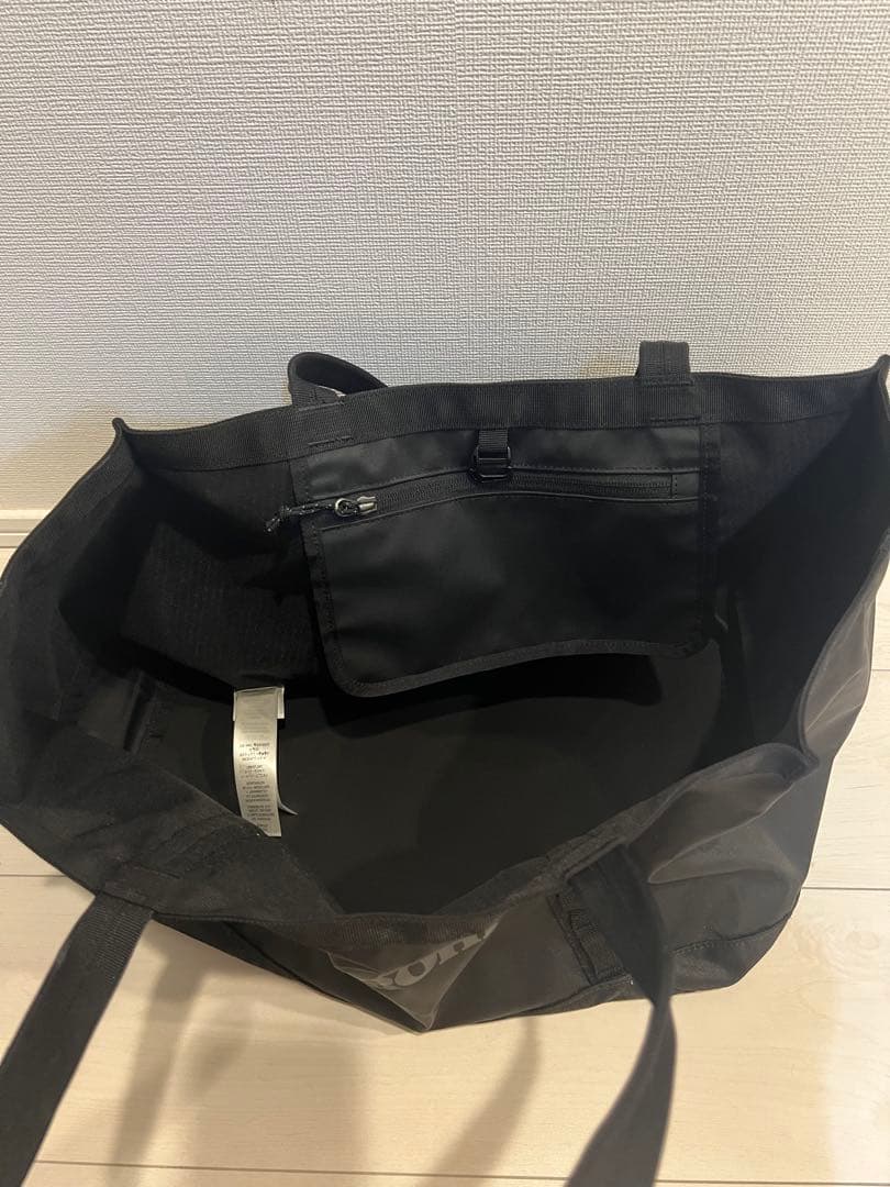 patagonia ブラックホールトートバッグ/ボストンバッグ
