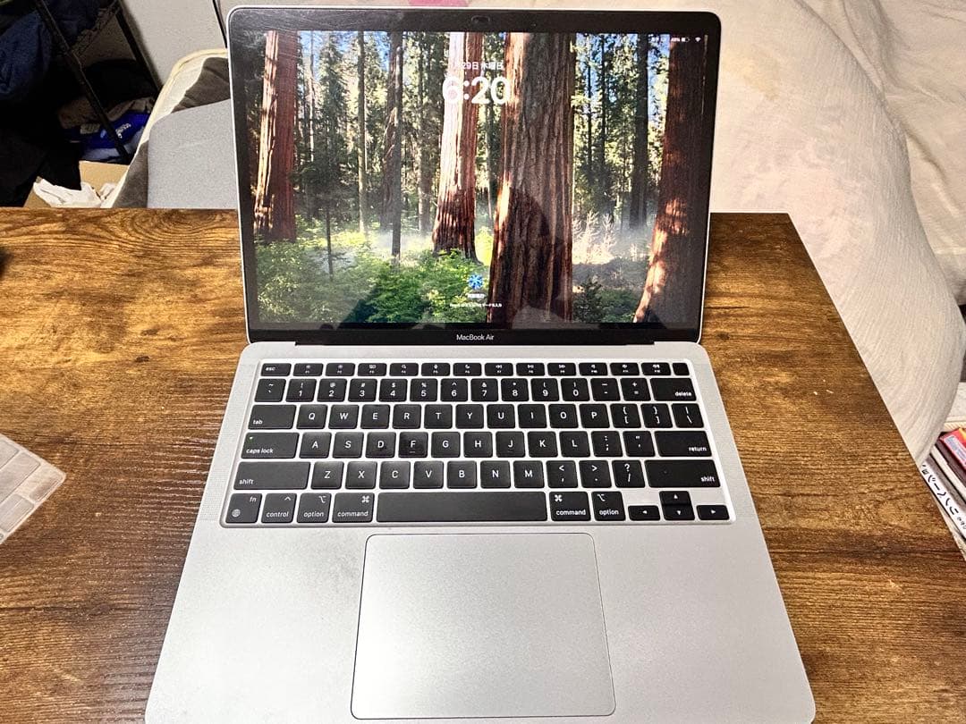 Apple MacBook Air M1チップ256GB 8GB シルバー