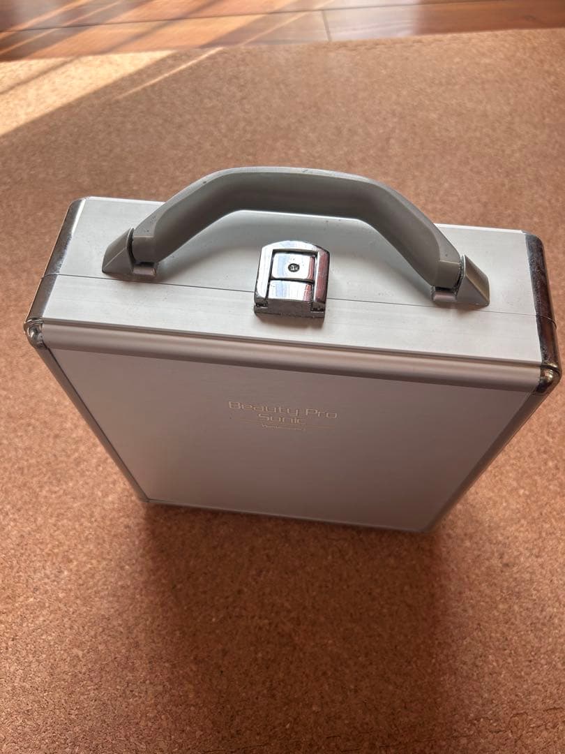 ナリス　Beauty Pro Sonic 美顔器