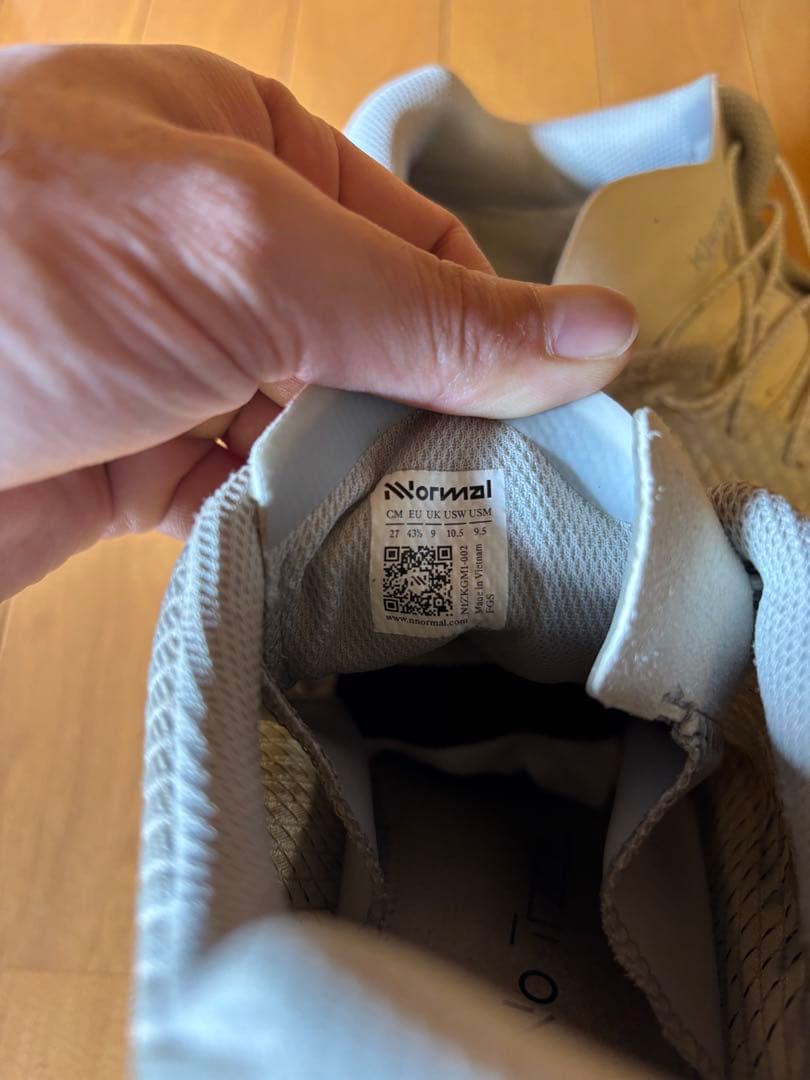 スパイク・シューズ NNormal Kjerag white gray