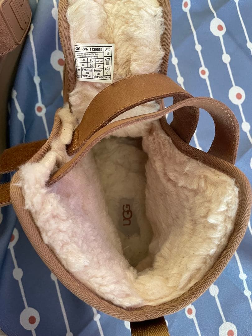 UGG W NEUMEL PLATFORM ニューメル　プラットフォーム