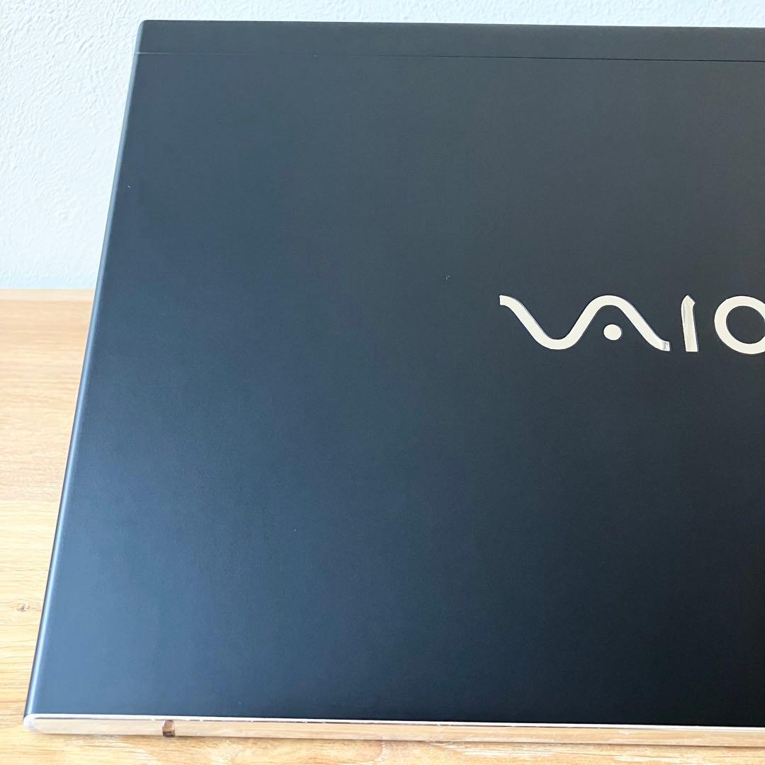 VAIO/16G/i7/SSD/カメラ/Win11pro/軽量/黒/ノートPC