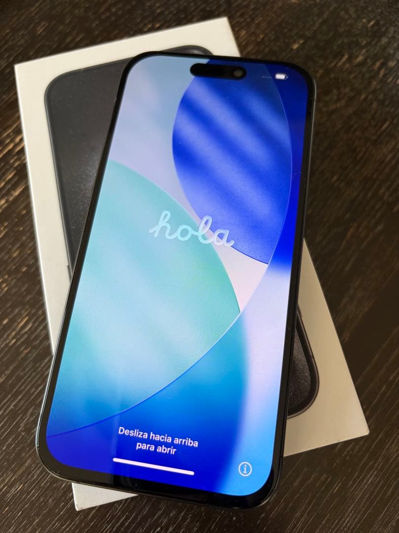 Apple iPhone 15 Pro 256GB ブラックチタニウム