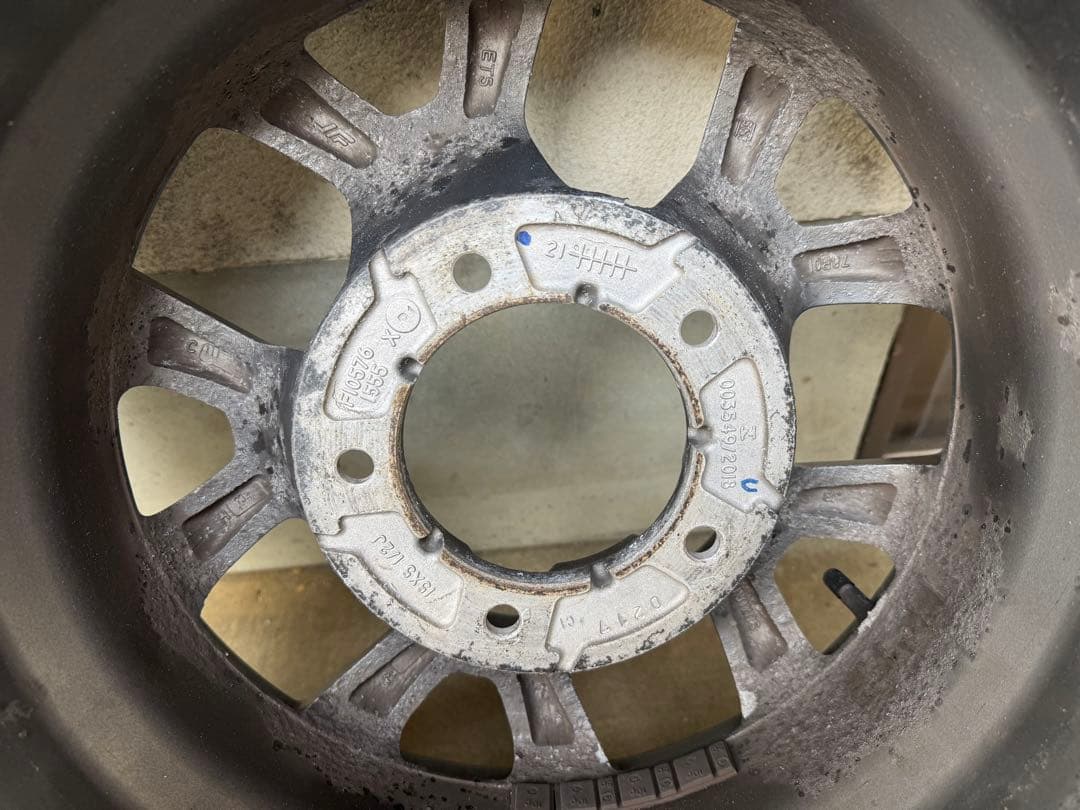 ジムニーシエラ JB74 15インチ スタッドレスタイヤ ホイールセット 4本