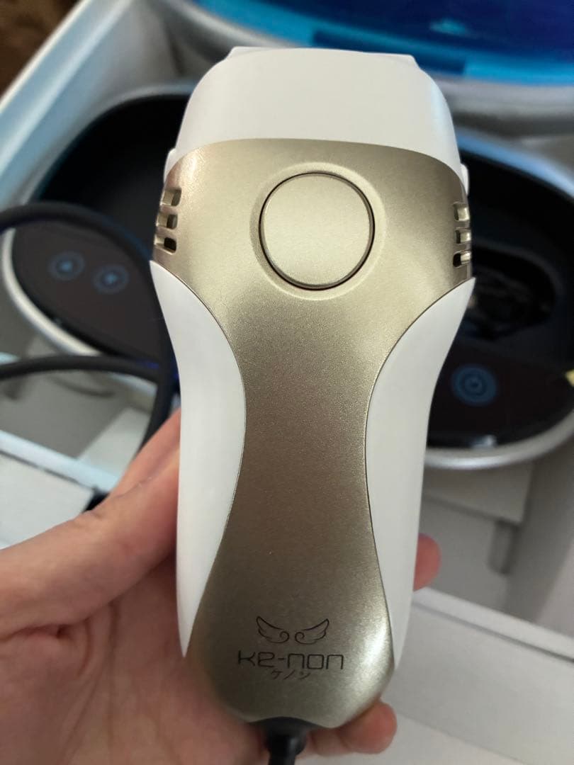 脱毛器　ケノン　V8.0 残量90%以上