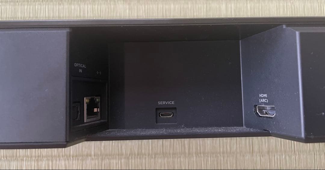 j　BOSE SOUNDBAR 700