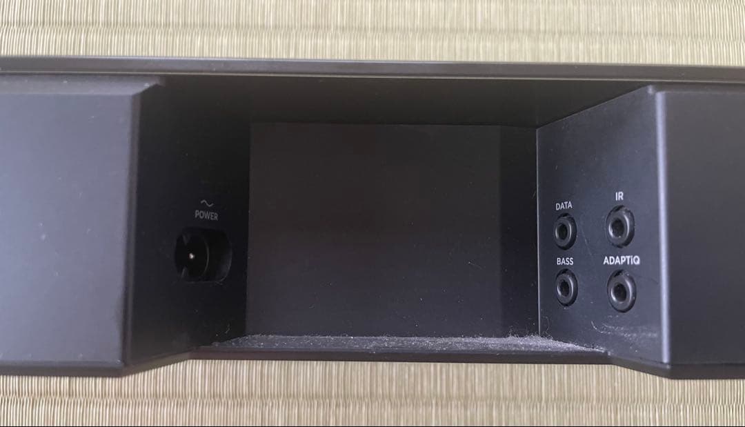 j　BOSE SOUNDBAR 700