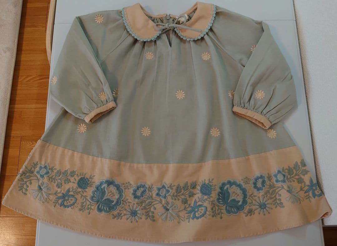 yaapon アポリナ　apolina　ワンピース　3-5y