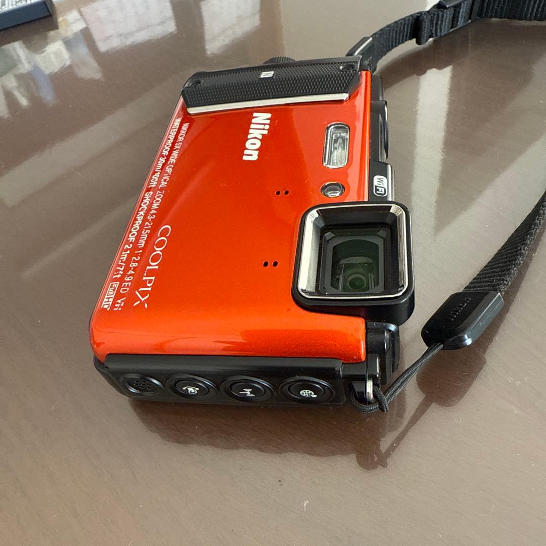 Nikon COOLPIX 防水デジタルカメラ