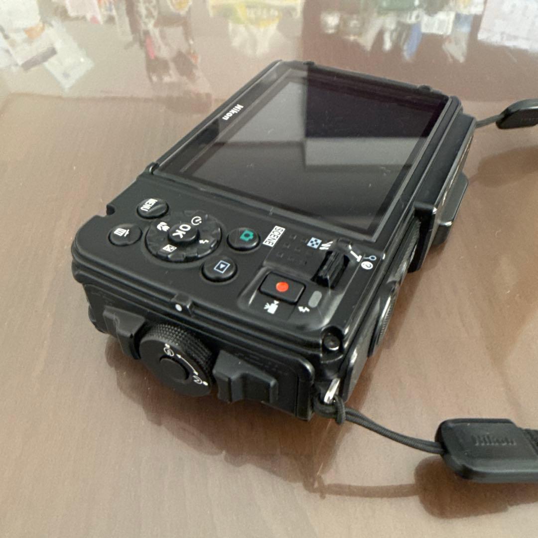 Nikon COOLPIX 防水デジタルカメラ