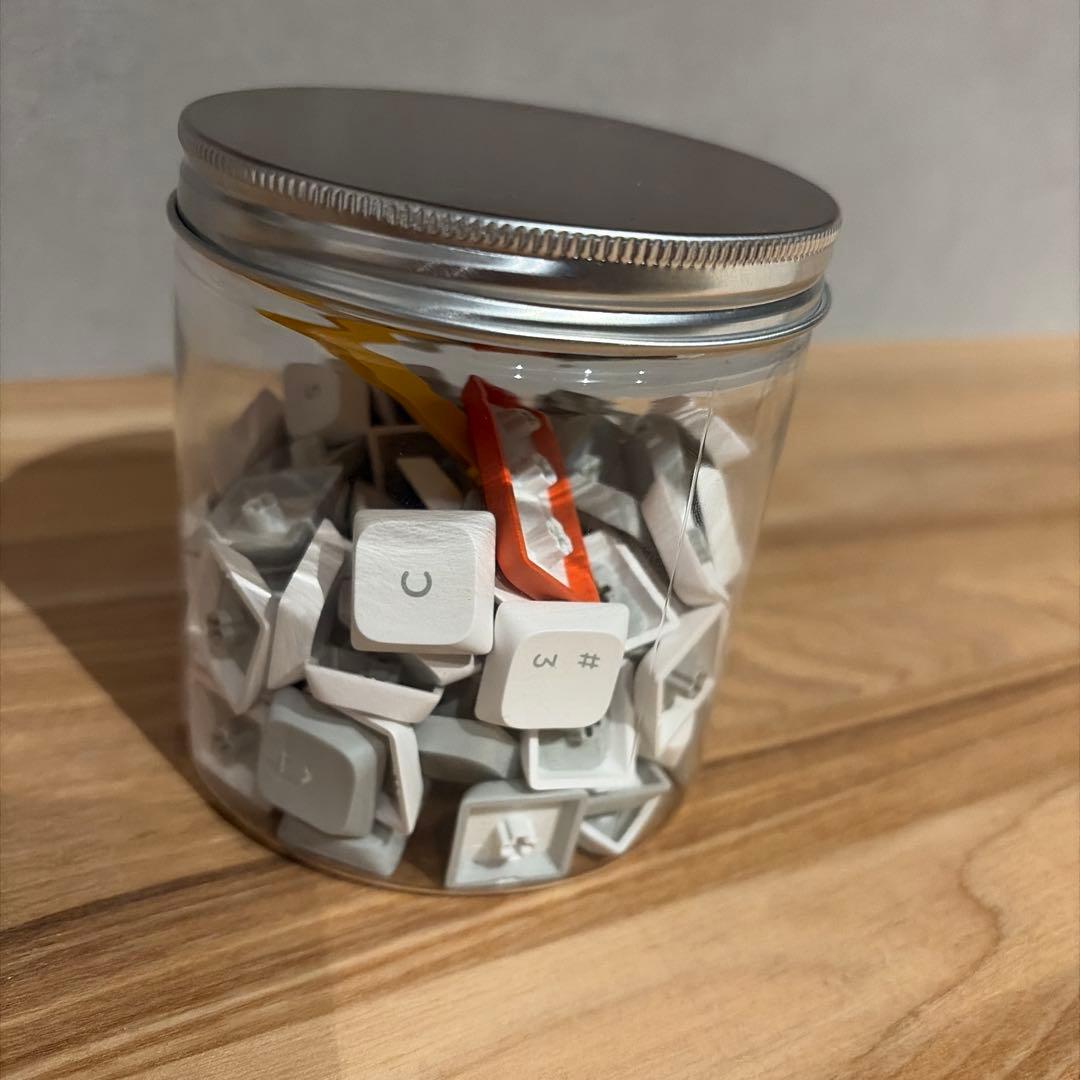 NuPhy AIR96 リストレスト キーキャップ付き