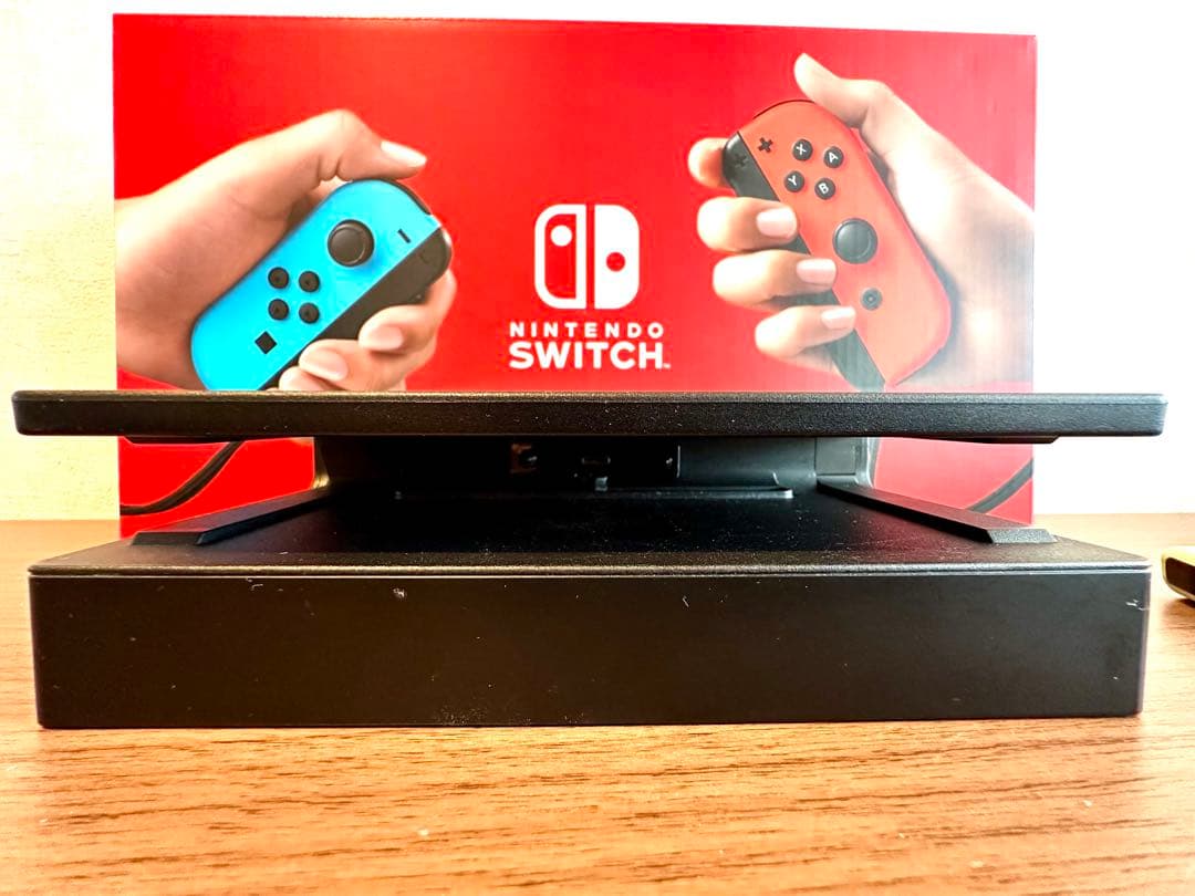 【良品】Nintendo Switch 本体 おまけ付き コントローラ変更済み