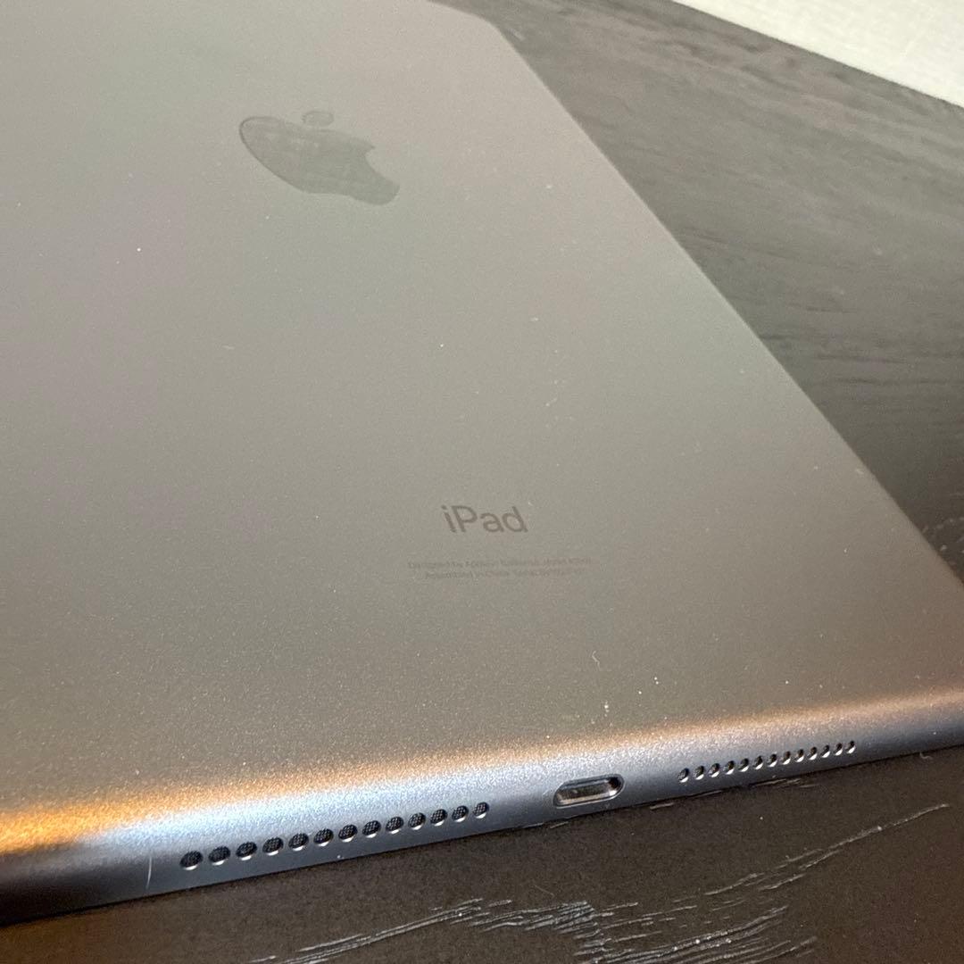 Apple iPad 第9世代 256GB wifiモデル 純正ケース付