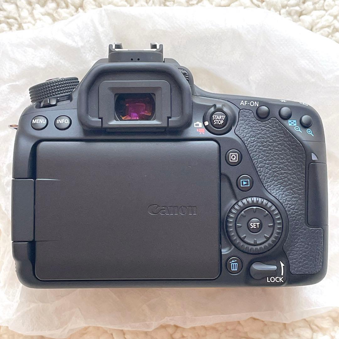 美品 Canon デジタル一眼 EOS 80D ボディ 付属品