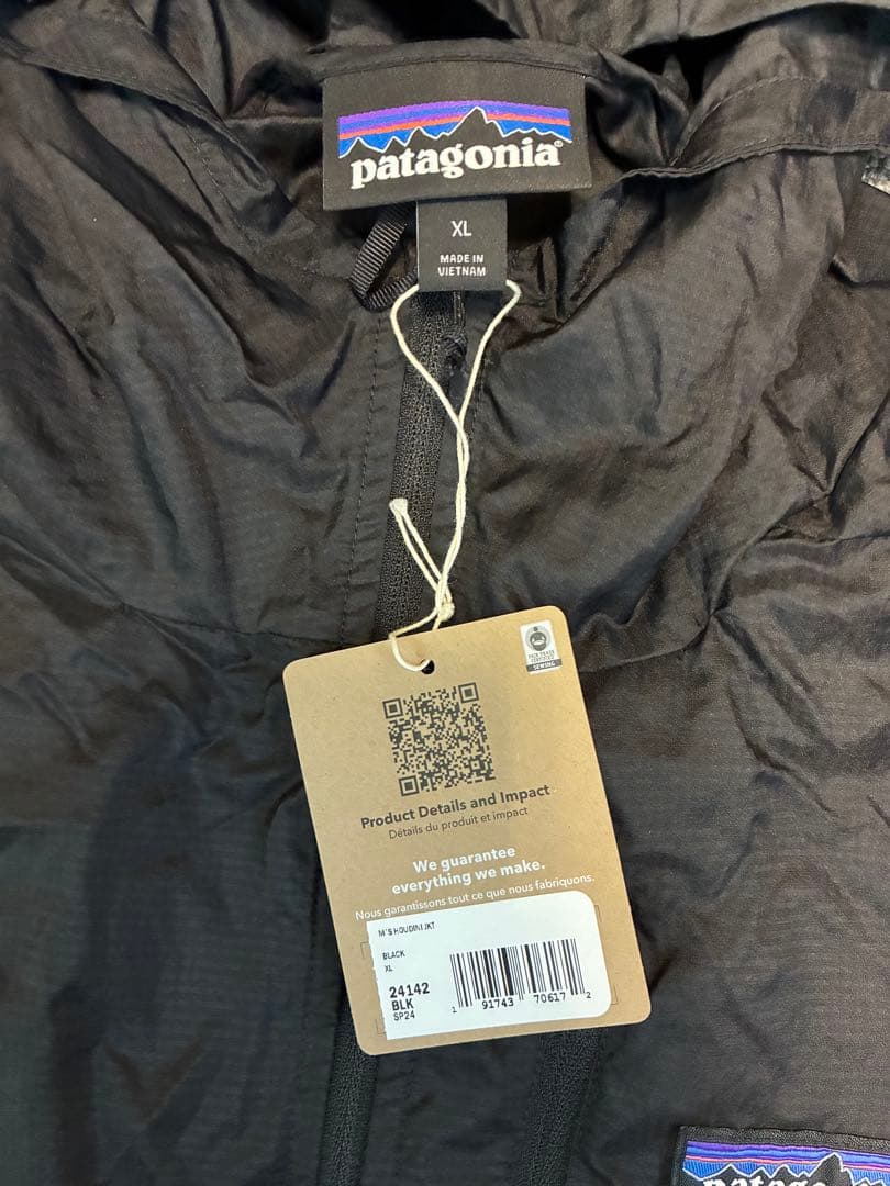 patagonia ブラック ナイロンジャケット XL