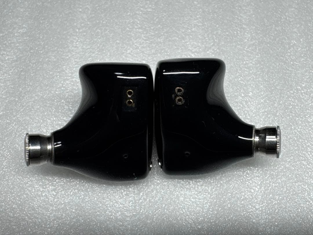 イヤホン Unique Melody MEXT