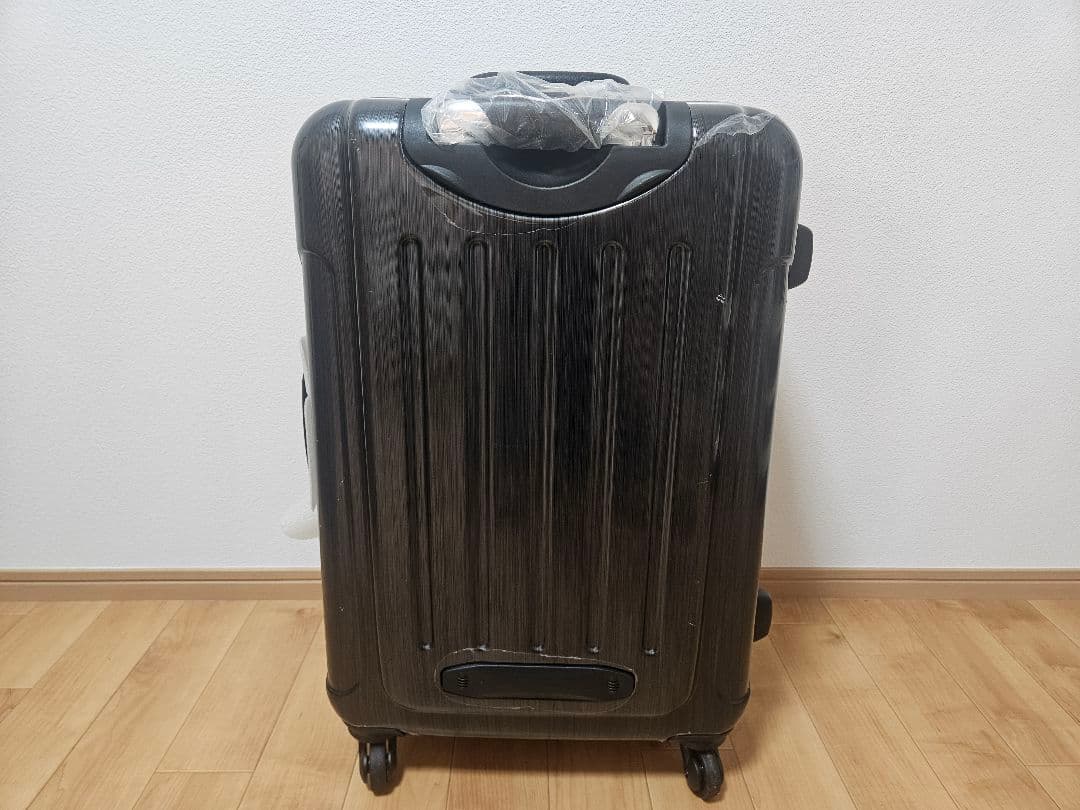 【新品未使用】グリフィンランド スーツケース スクラッチガンメタM pc7000