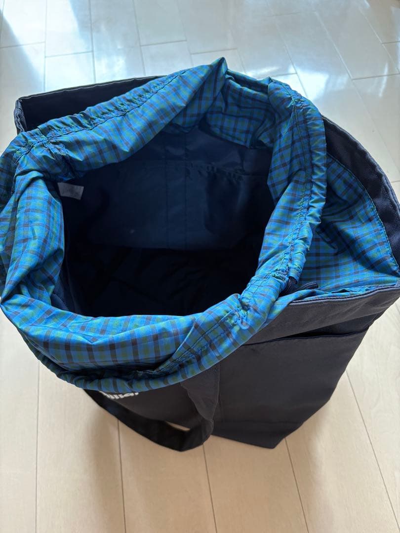 美品ファミリアマザーズバック